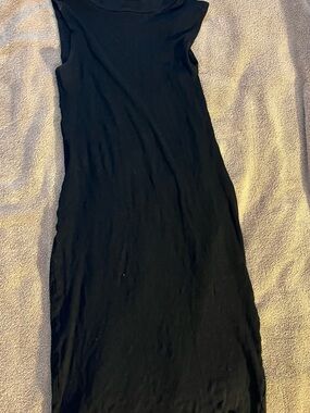 Popular Basics Black Sleeveless Midi Dress